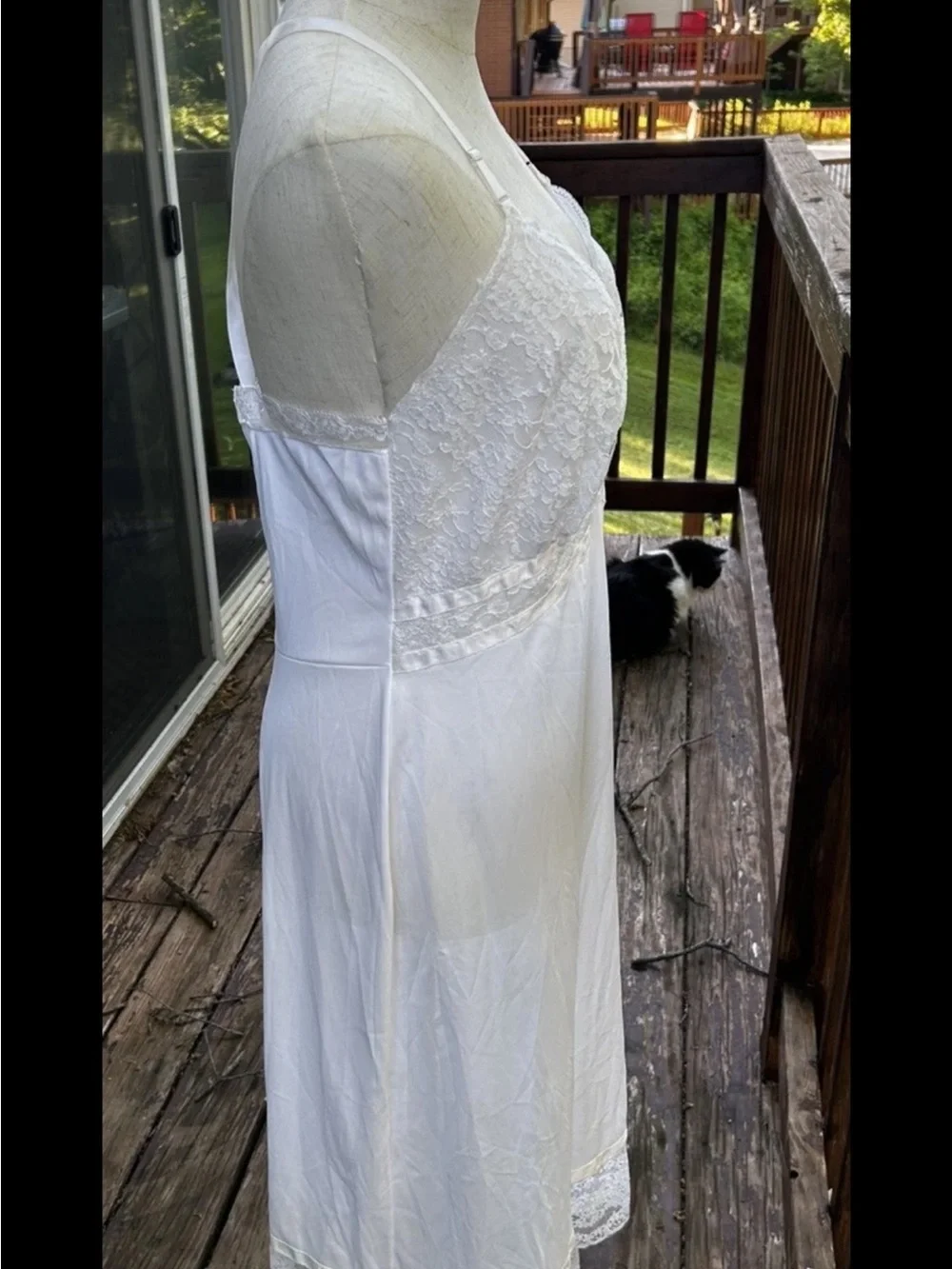 Vint Seamprufe Women’s Full Slip White Size 36 Bust Embellished Cups Made In USA